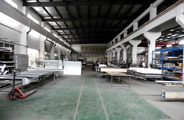 大件组装区_https://www.jsstad.com/