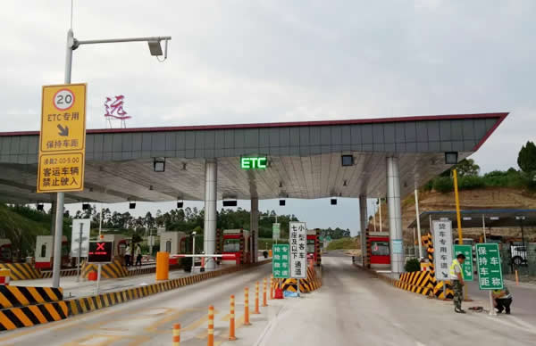 交通道路标识标牌制作公司